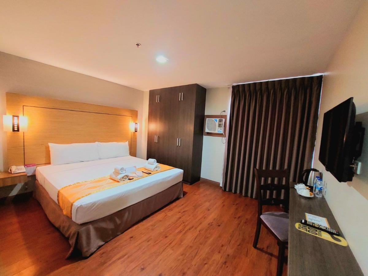 Tagaytay Hotel Sixb Tagaytay City Esterno foto