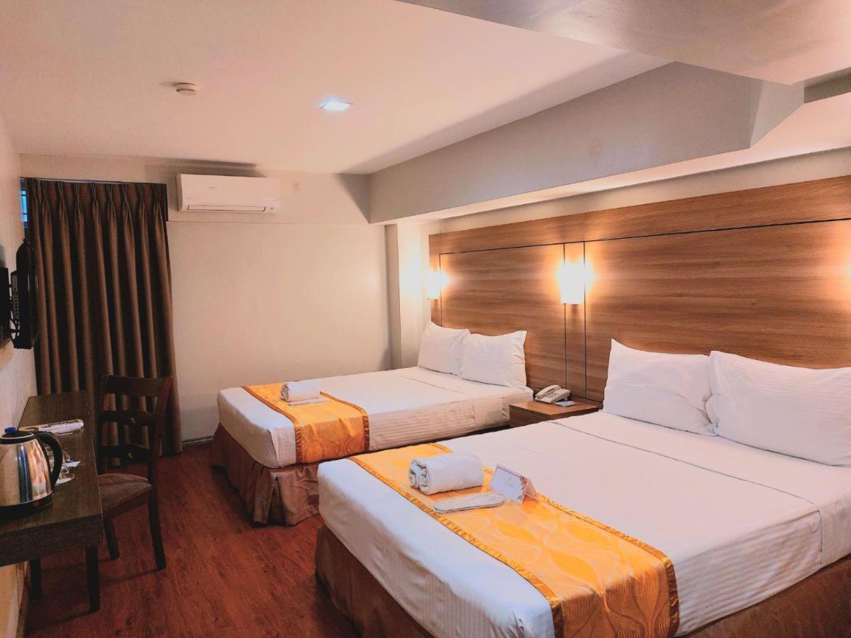 Tagaytay Hotel Sixb Tagaytay City Esterno foto