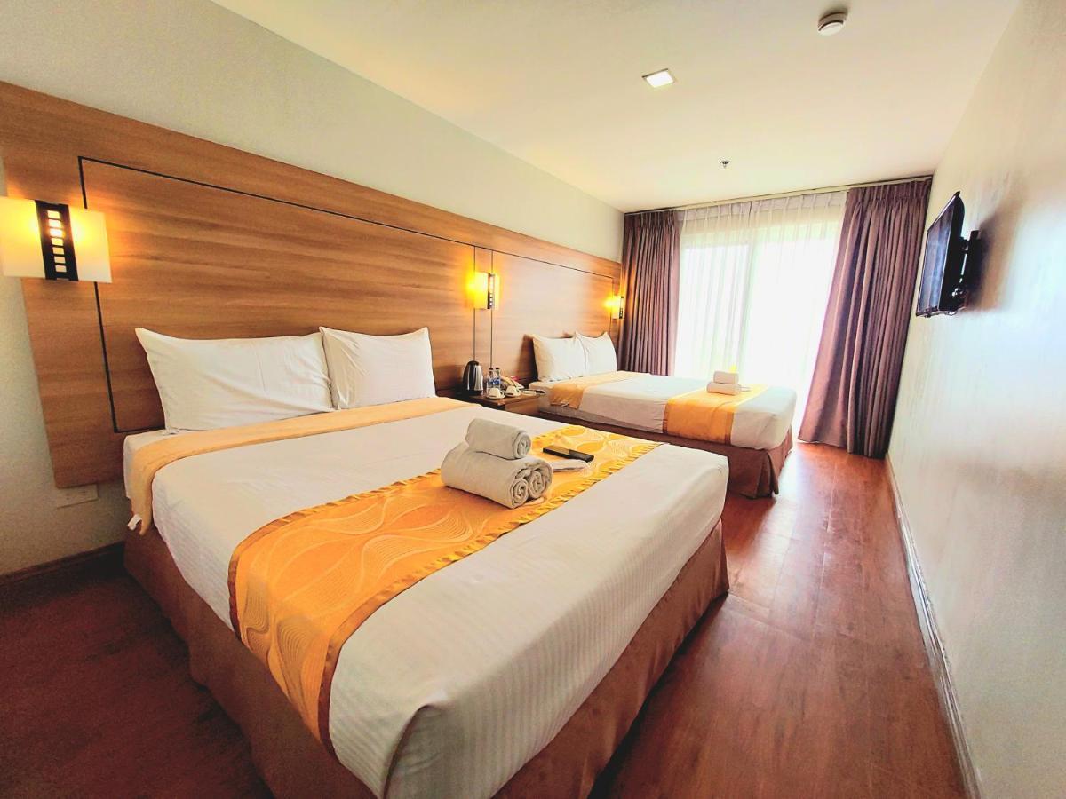 Tagaytay Hotel Sixb Tagaytay City Esterno foto
