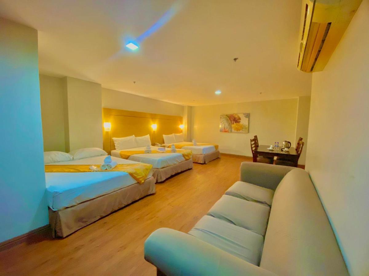 Tagaytay Hotel Sixb Tagaytay City Esterno foto